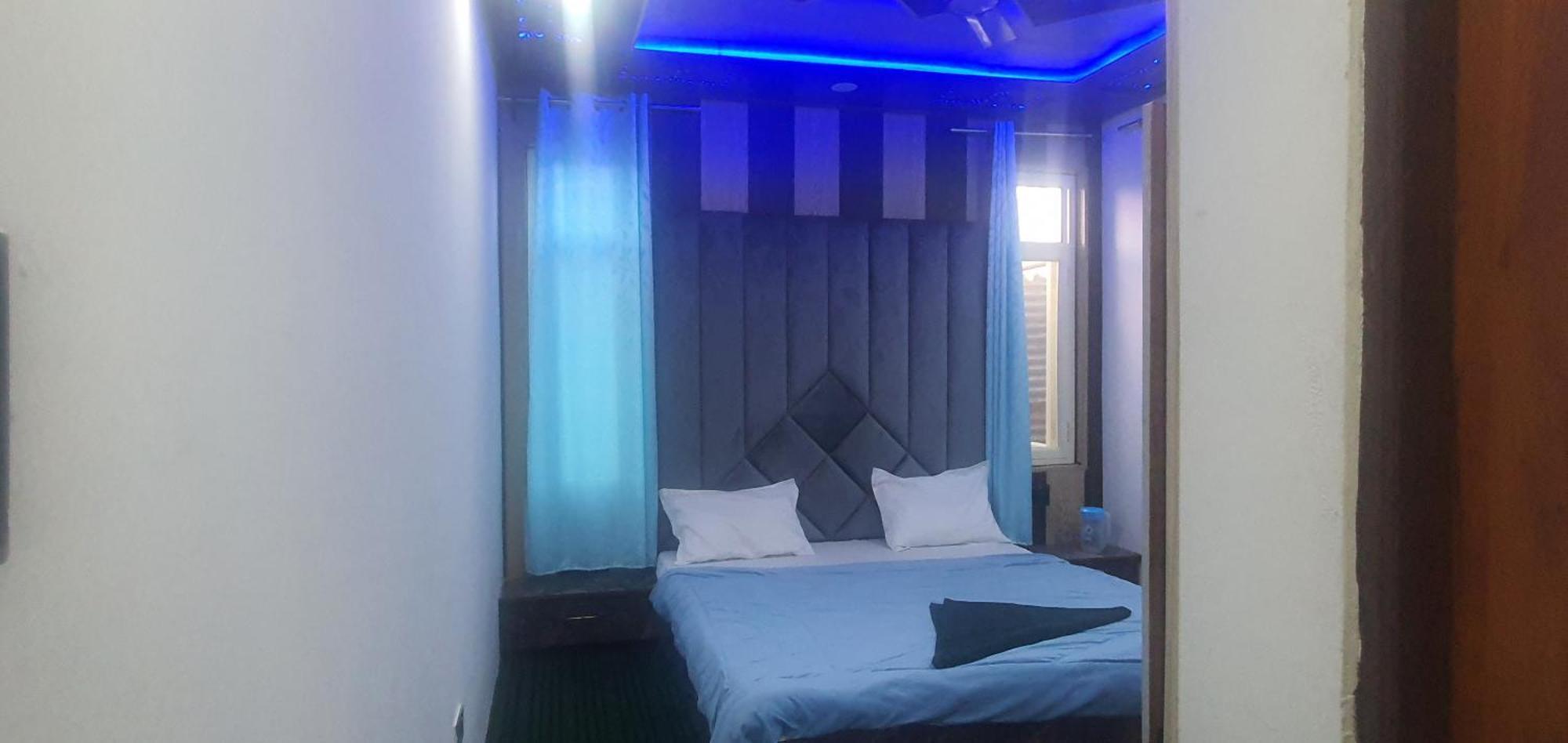 Hotel Resonance Exotic Srīnagar エクステリア 写真