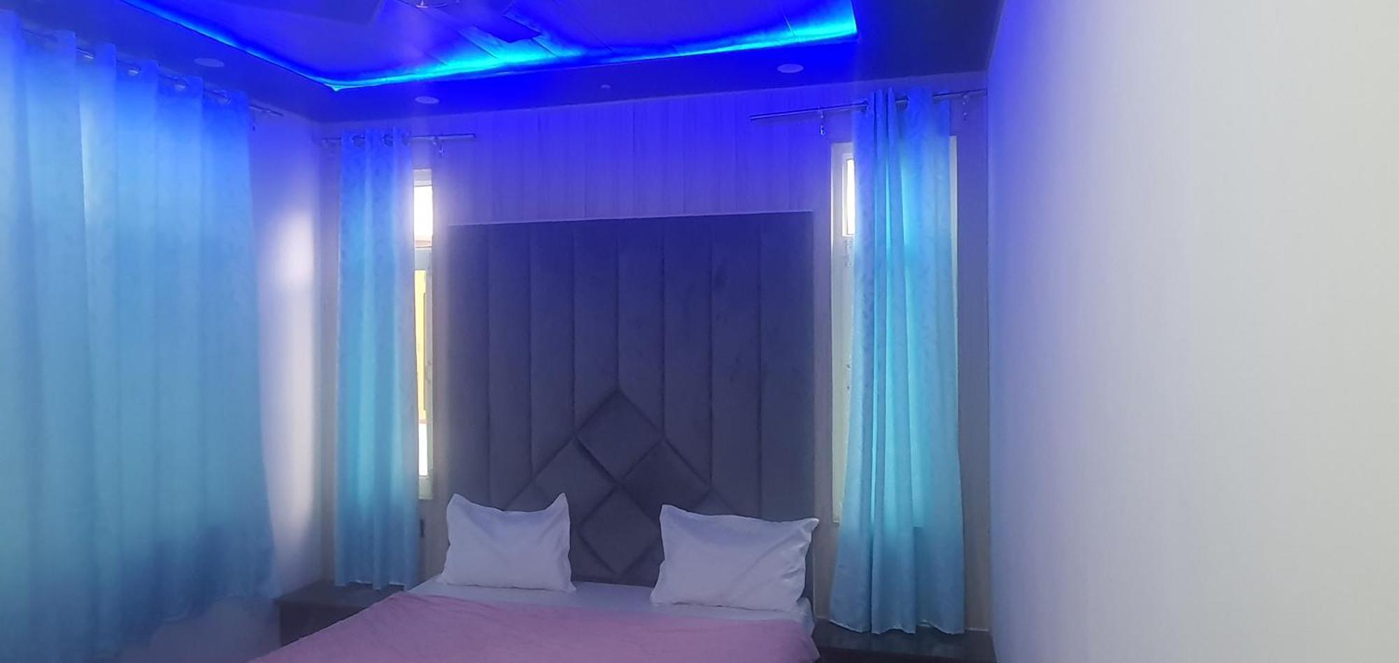 Hotel Resonance Exotic Srīnagar エクステリア 写真